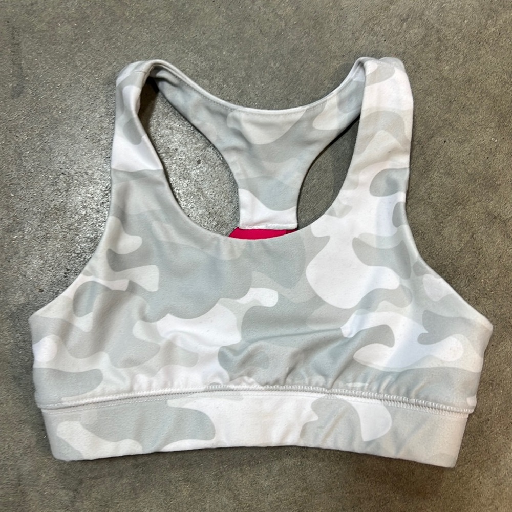 LN DSG girls Camo and pink sports bra size XS 6-7
